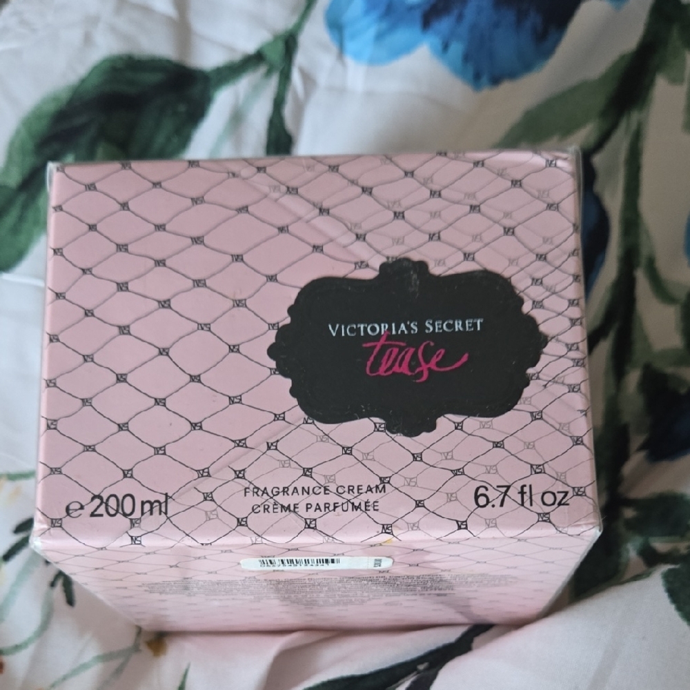 Victoria's Secret Tease Fragrance Cream in Pink and Black